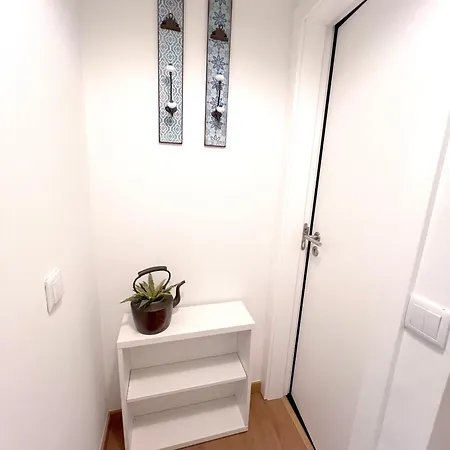 Old Village, 2 Bedrooms, 5 Ppl, Beach, Golf, Padel Apartman