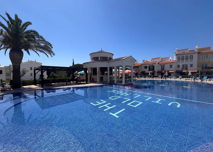 Old Village, 2 Bedrooms, 5 Ppl, Beach, Golf, Padel * فيلامورا