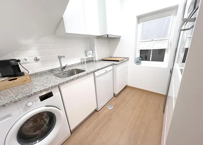 Old Village, 2 Bedrooms, 5 Ppl, Beach, Golf, Padel شقة *