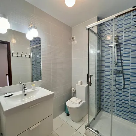 Apartment Old Village, 2 Bedrooms, 5 Ppl, Beach, Golf, Padel