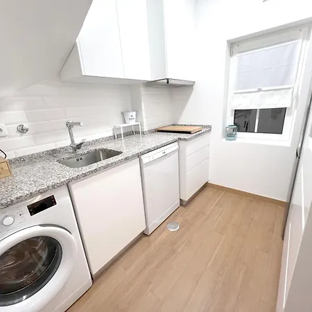 Old Village, 2 Bedrooms, 5 Ppl, Beach, Golf, Padel Apartment *