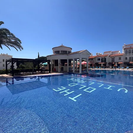 Old Village, 2 Bedrooms, 5 Ppl, Beach, Golf, Padel * 빌라모라