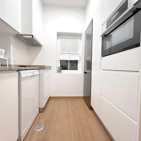 아파트 Old Village, 2 Bedrooms, 5 Ppl, Beach, Golf, Padel